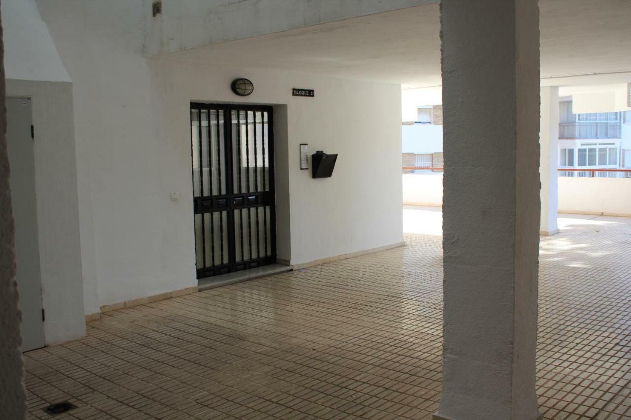 Apartamento Con Parking Gratuito Малага Екстер'єр фото