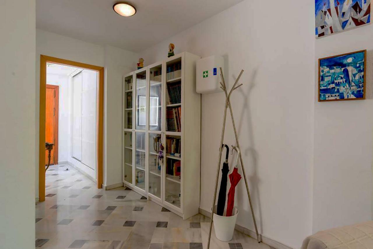 Apartamento Con Parking Gratuito Малага Екстер'єр фото