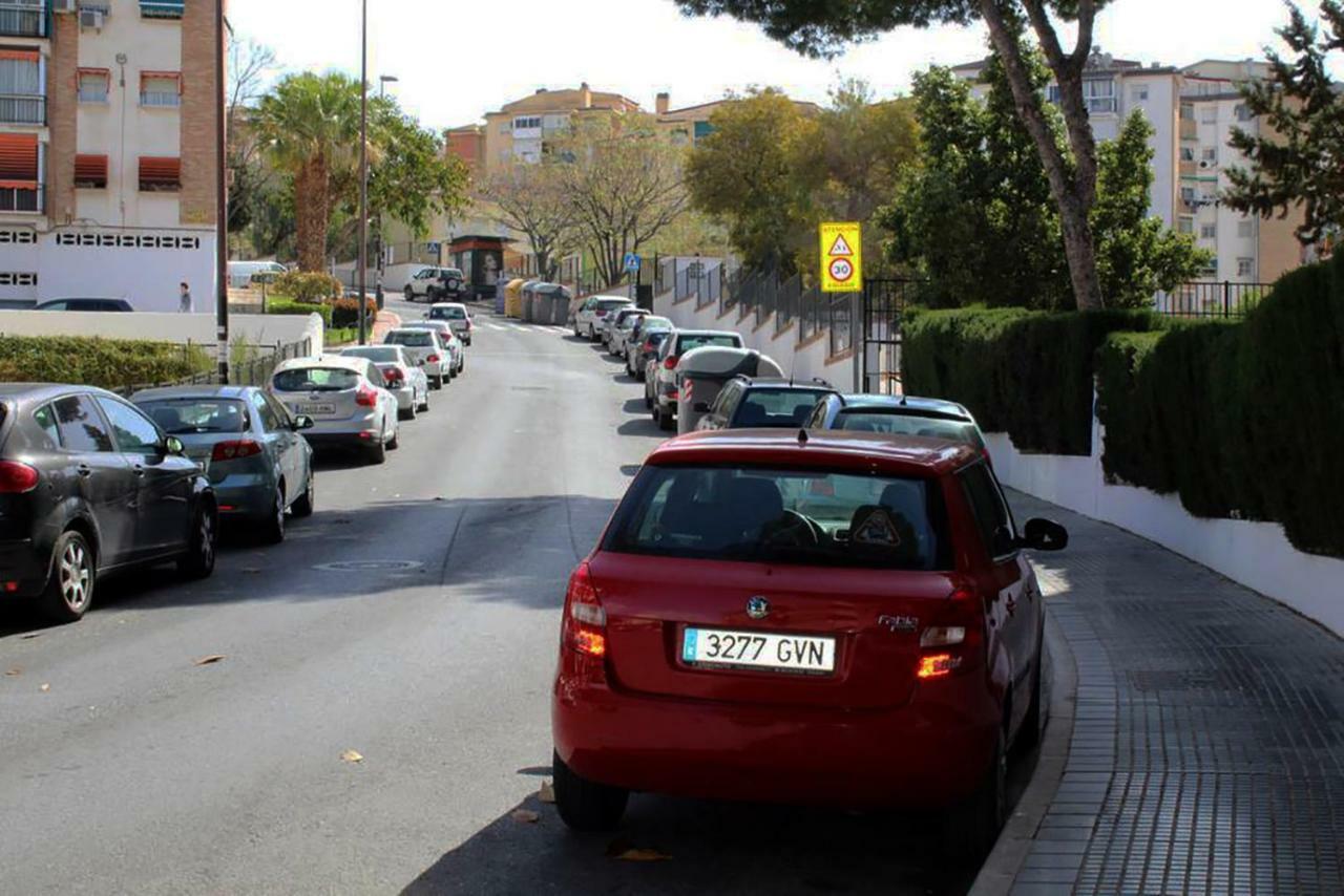 Apartamento Con Parking Gratuito Малага Екстер'єр фото
